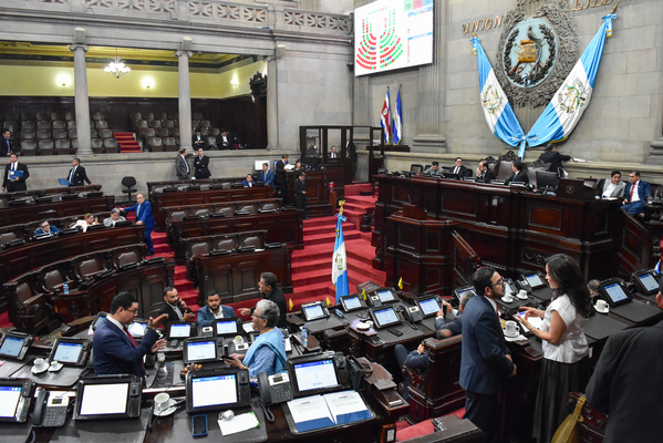 Diputados eligen a magistrados titulares y suplentes del TSE | Nuestro ...