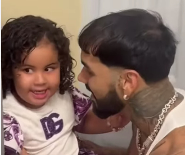 Siempre polémica, Yailin y Cattleya en concierto de Anuel | Nuestro Diario || Eligia Hernández
