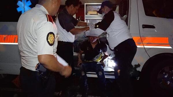 Conductor abandona su vehículo tras arrollar a peatón | Nuestro Diario