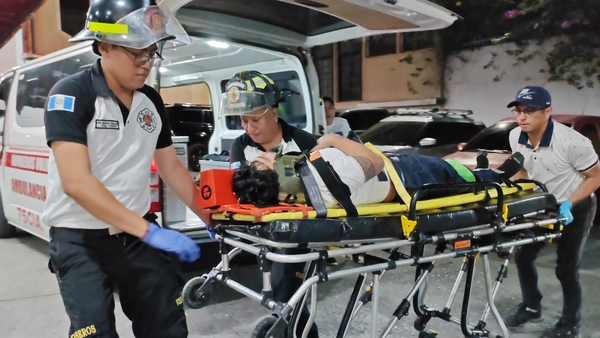 Hombre queda herido al caer del segundo nivel de vivienda | Nuestro ...