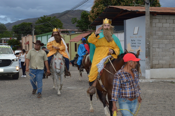 Reyes Magos representan a los hombres de buena voluntad | Nuestro Diario